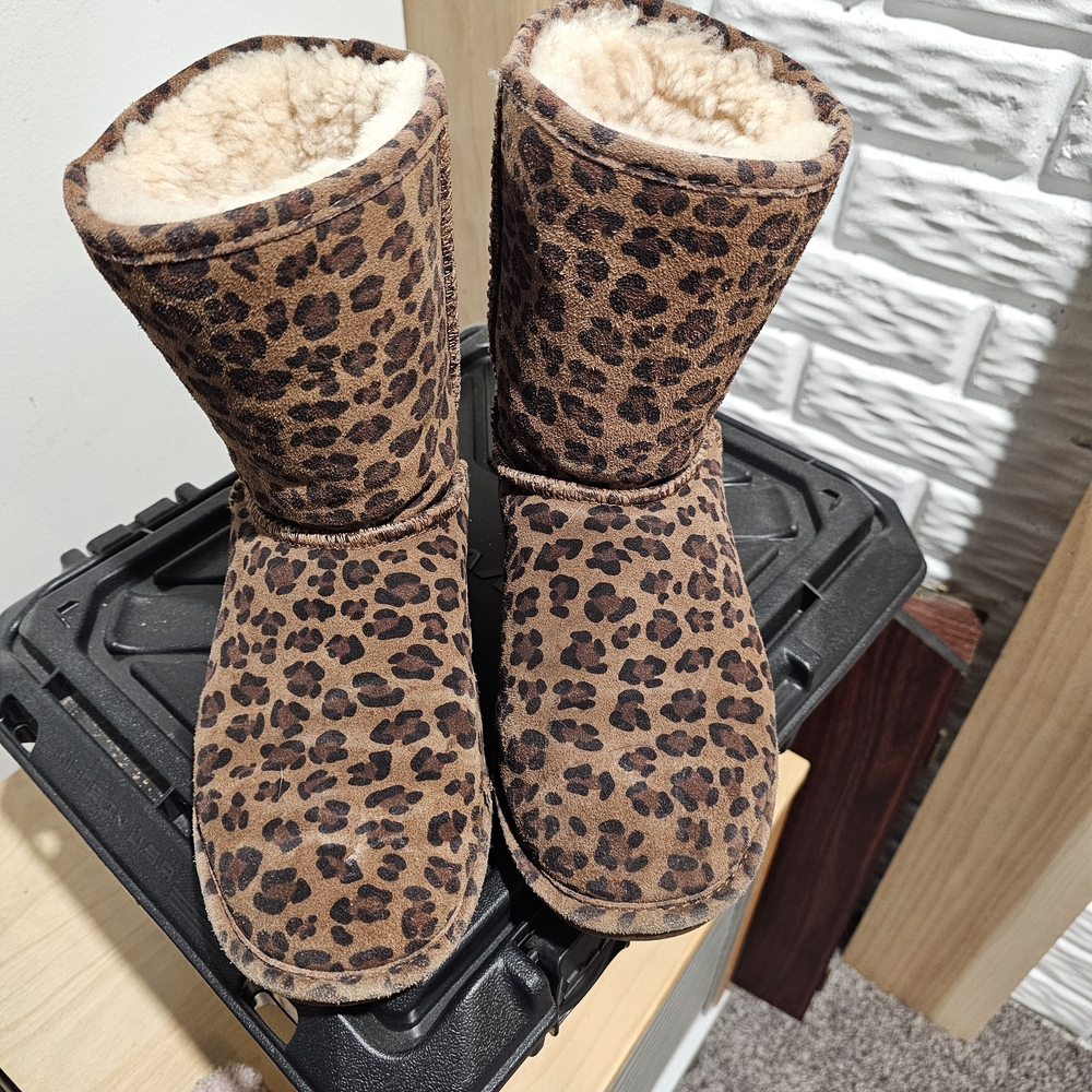 Leopard Print Cozy Shearling-Lined Boots - Brown